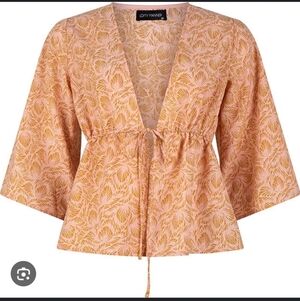 Lofty Manner Kimono Everlee Peach Leaves Print Size Small